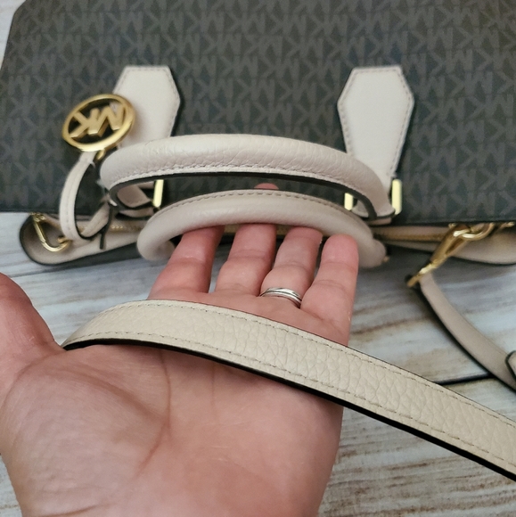 Michael Kors Camille Small Logo Satchel - Picture 5 of 15